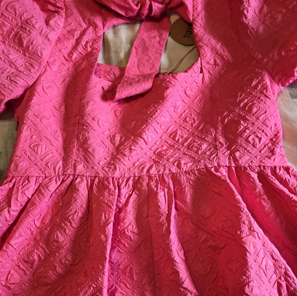 Fuschia dress size medium - Picture 2 of 3